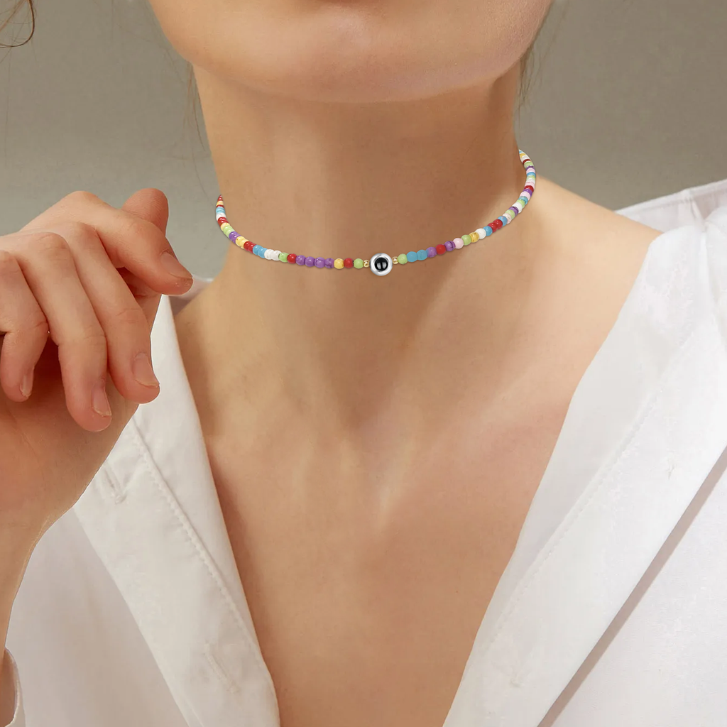 projection necklace