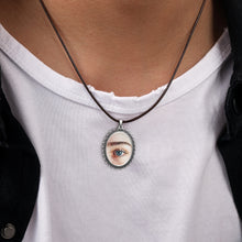 Load image into Gallery viewer, eyes necklace