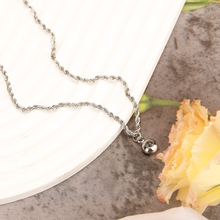 Load image into Gallery viewer, projection necklace