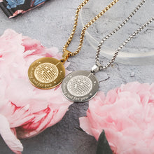 Load image into Gallery viewer, circle necklace