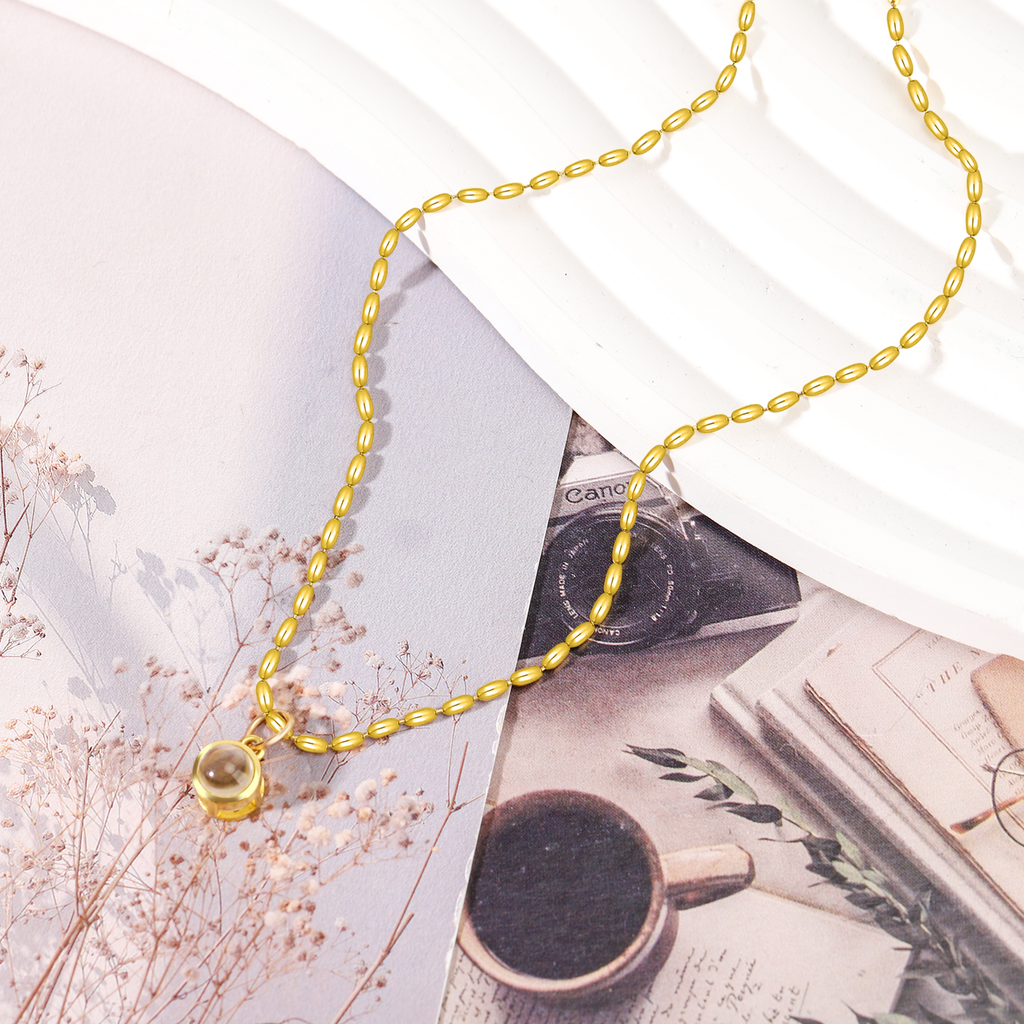 projection necklace