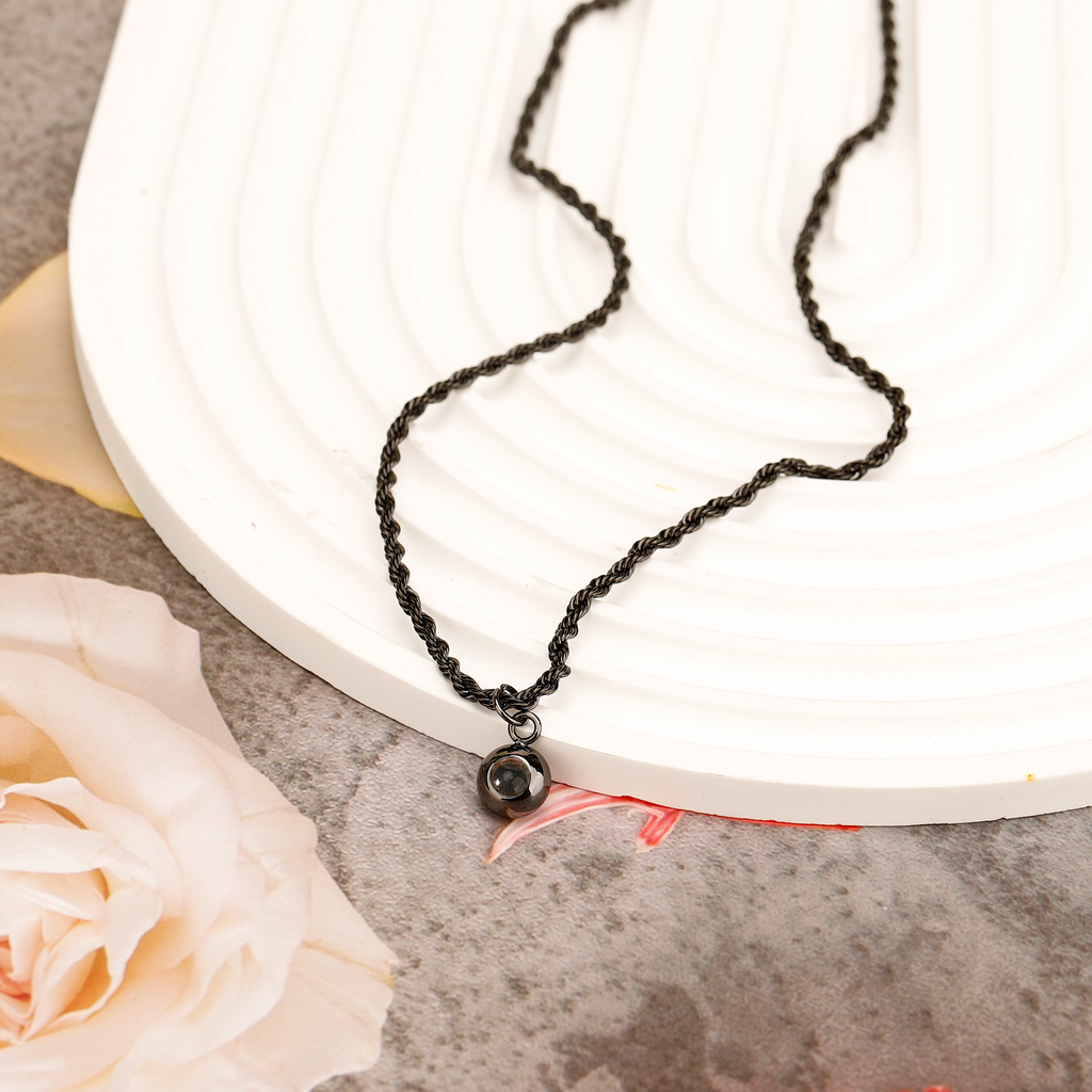 projection necklace