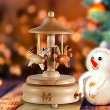 Load image into Gallery viewer, 旋转木马八音盒