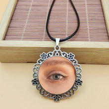 Load image into Gallery viewer, eyes necklace