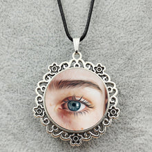 Load image into Gallery viewer, eyes necklace