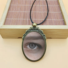 Load image into Gallery viewer, eyes necklace