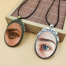 Load image into Gallery viewer, eyes necklace