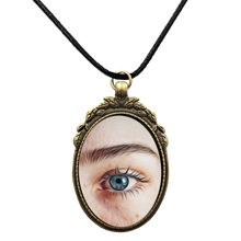 Load image into Gallery viewer, eyes necklace