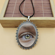 Load image into Gallery viewer, eyes necklace