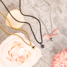 Load image into Gallery viewer, projection necklace