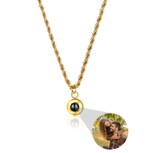 Load image into Gallery viewer, projection necklace