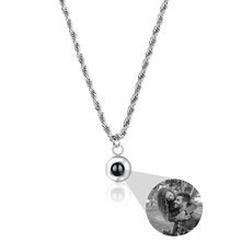 Load image into Gallery viewer, projection necklace