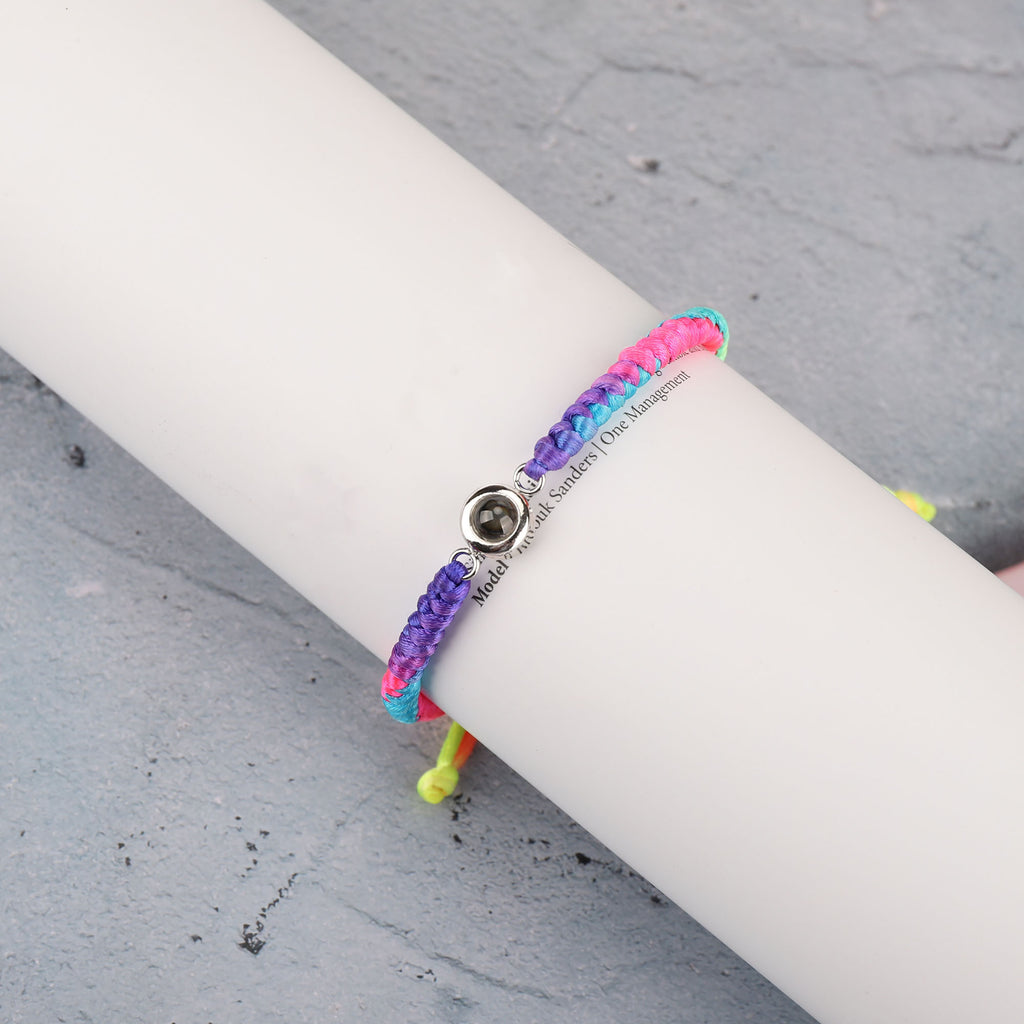 22080501Projection bracelet