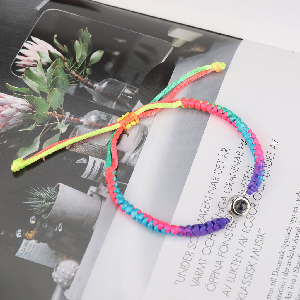 22080501Projection bracelet