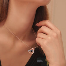 Load image into Gallery viewer, projection necklace I