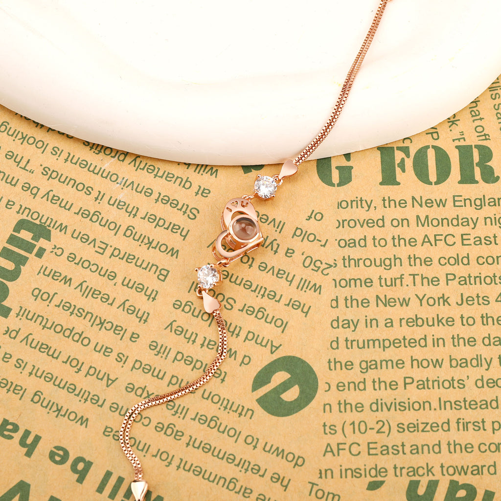 SQL22101302projection bracelet